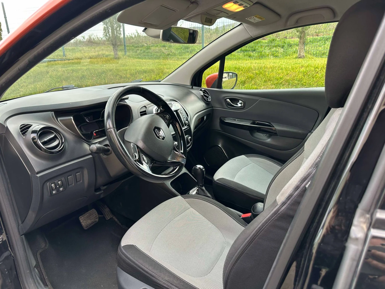 Renault Captur 1.2TCe Luxe | Mobile.bg   3