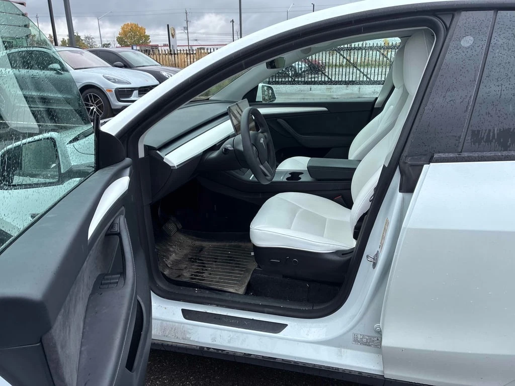 Tesla Model Y * Long Range * CARFAX * ��� ������������ ������ | Mobile.bg � ����������� 17