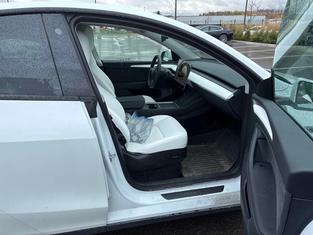 Tesla Model Y * Long Range * CARFAX * ��� ������������ ������ | Mobile.bg � ����������� 11