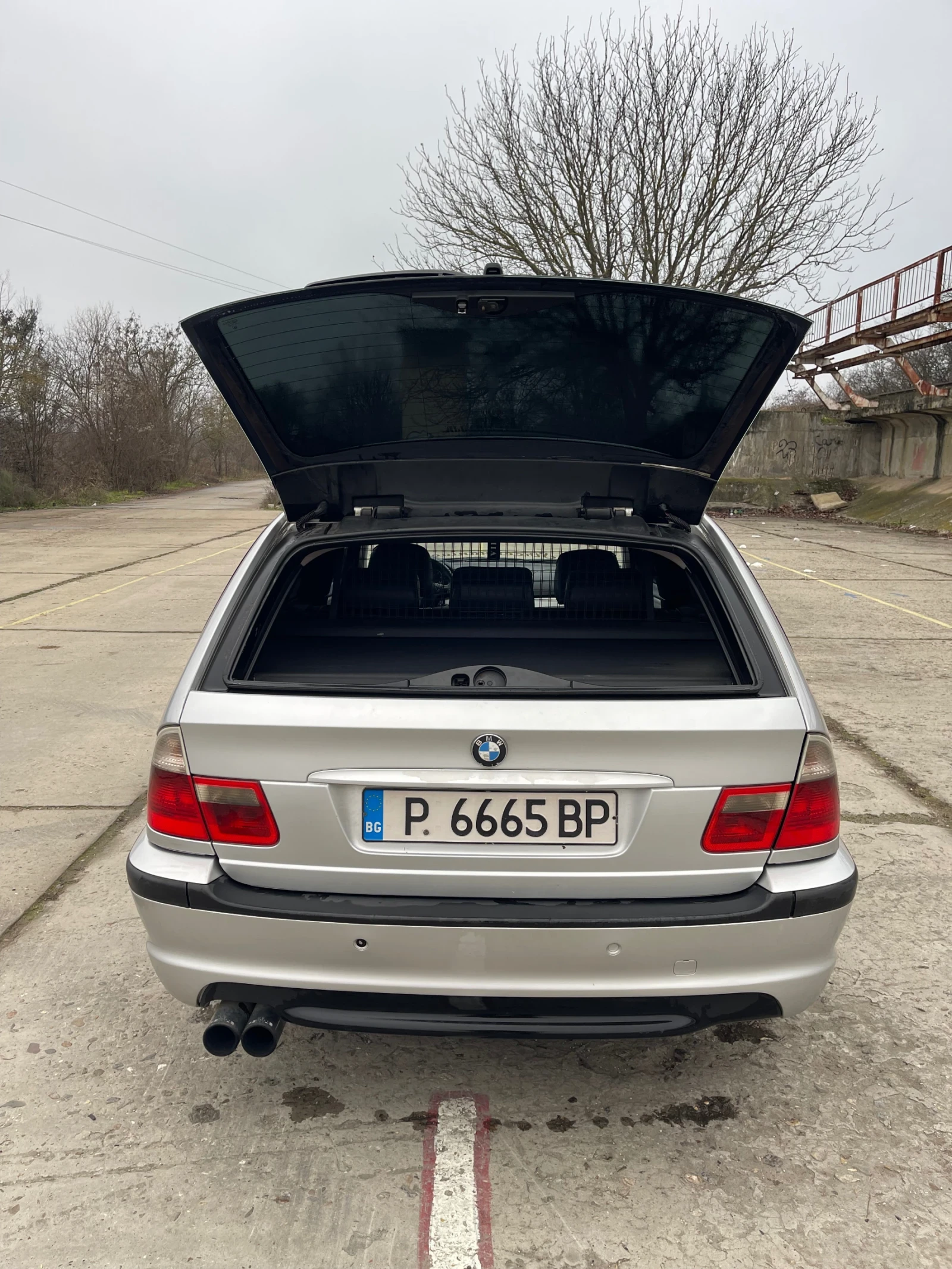 BMW 330, снимка 5 - Автомобили и джипове - 53894463