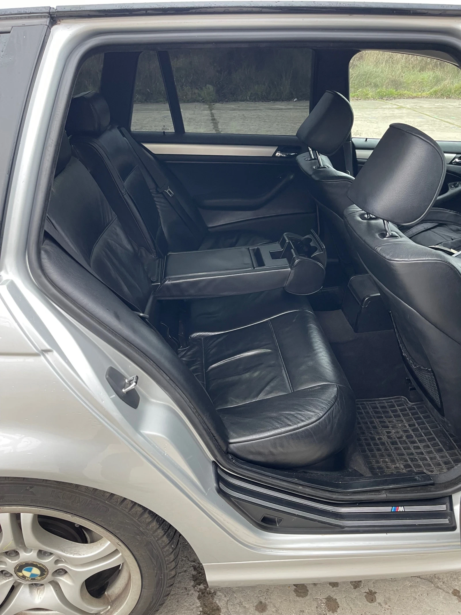 BMW 330, снимка 14 - Автомобили и джипове - 53894463