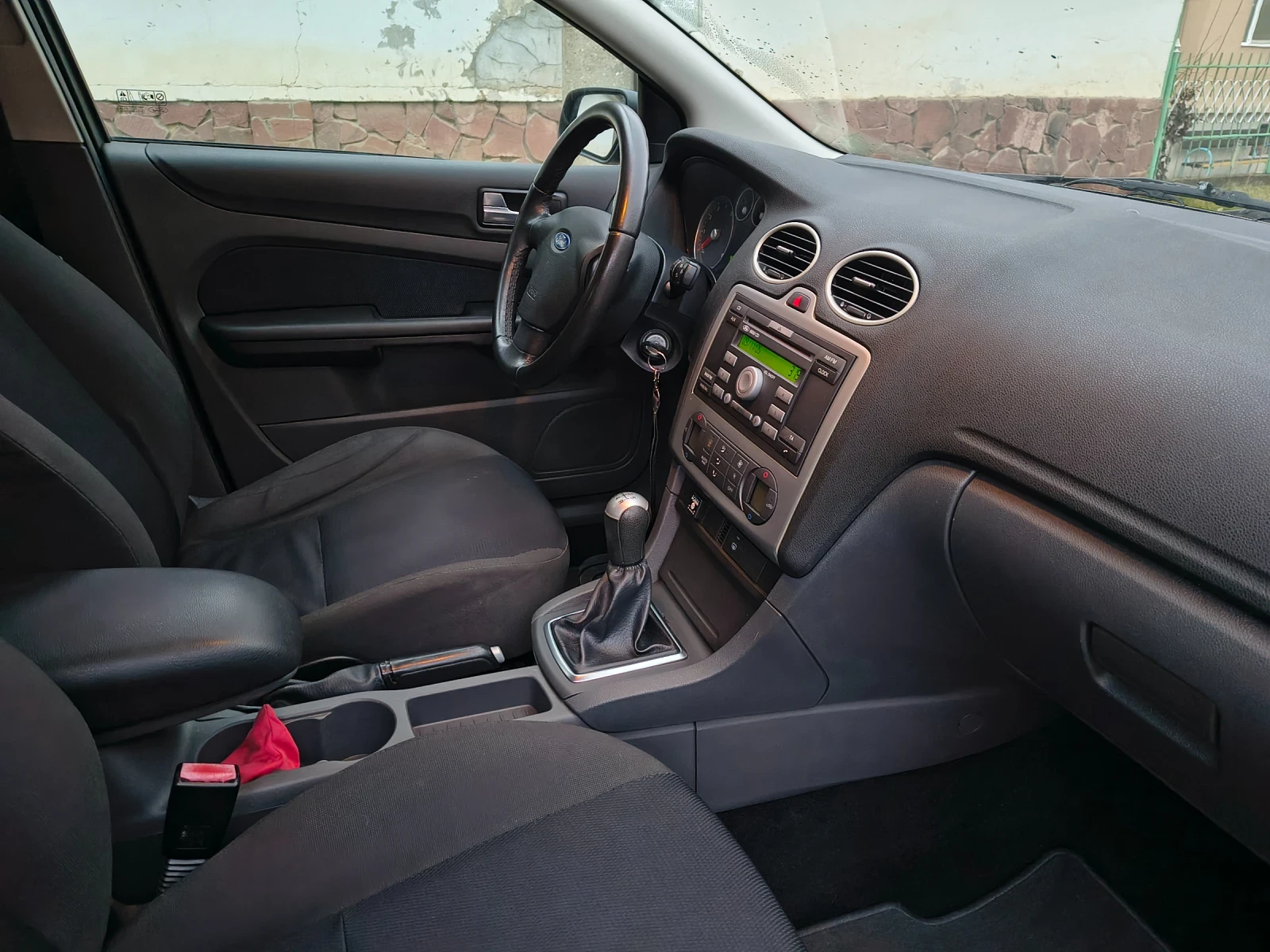 Ford Focus 1.6i Газ.Инж - изображение 9