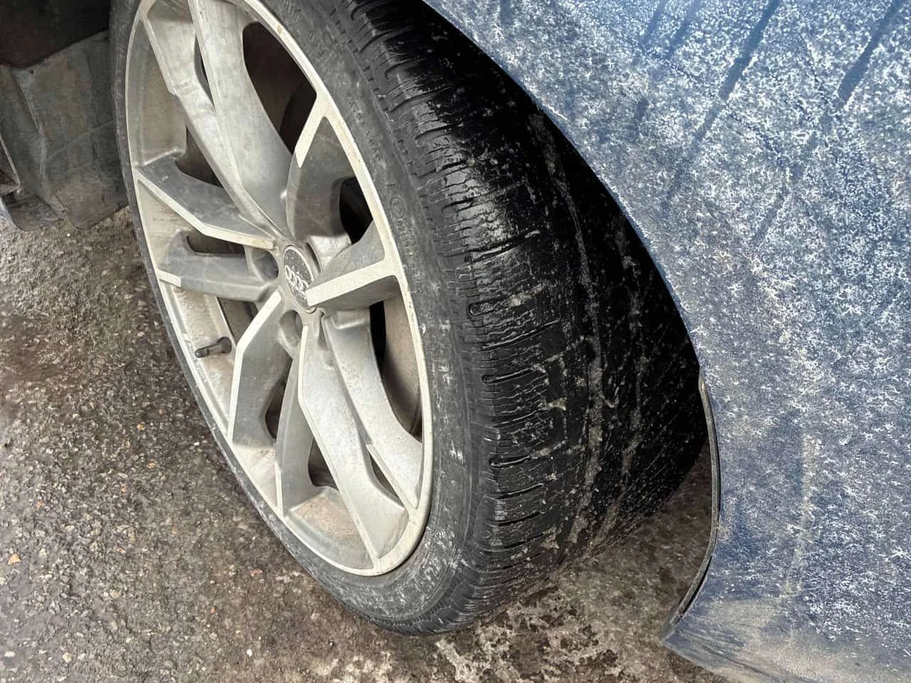 Audi A5 Progressiv  CARFAX, снимка 16 - Автомобили и джипове - 53733939