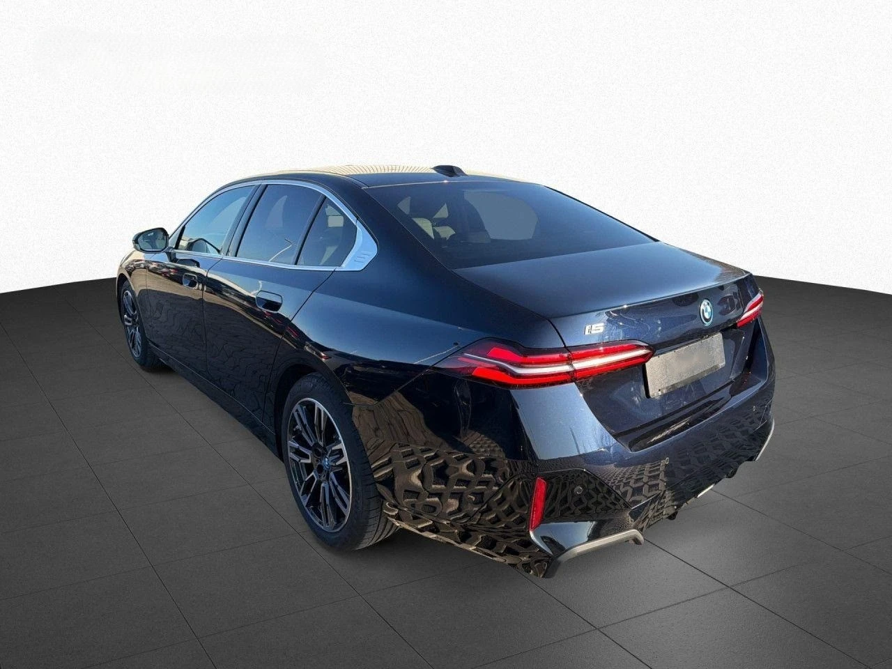 BMW i5 xDrive40/M-SPORT/B&W/ICONIC GLOW/360/ - изображение 3