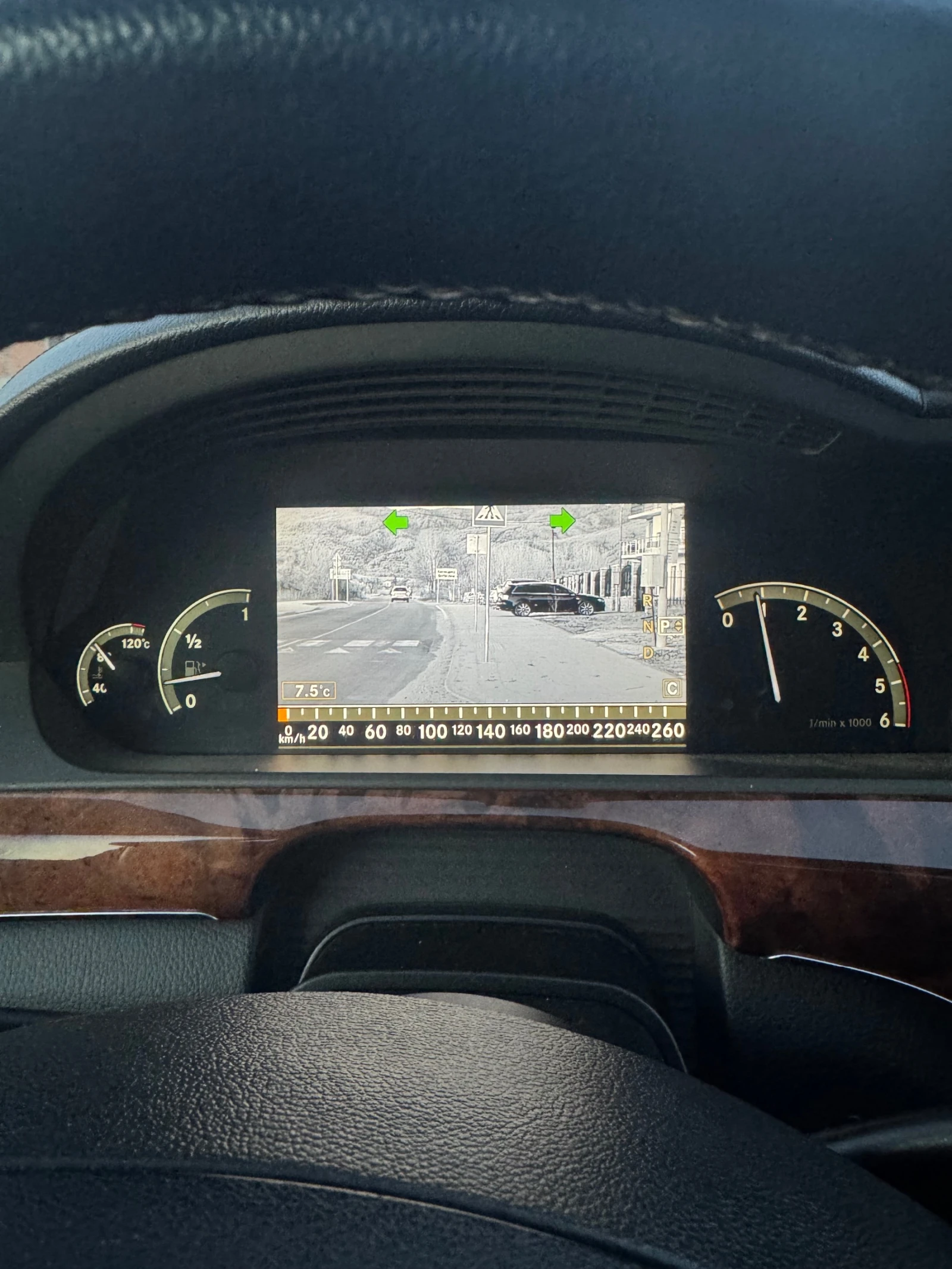 Mercedes-Benz S 320 320CDI/AMG Пакет/Night Vision, снимка 10 - Автомобили и джипове - 53839940