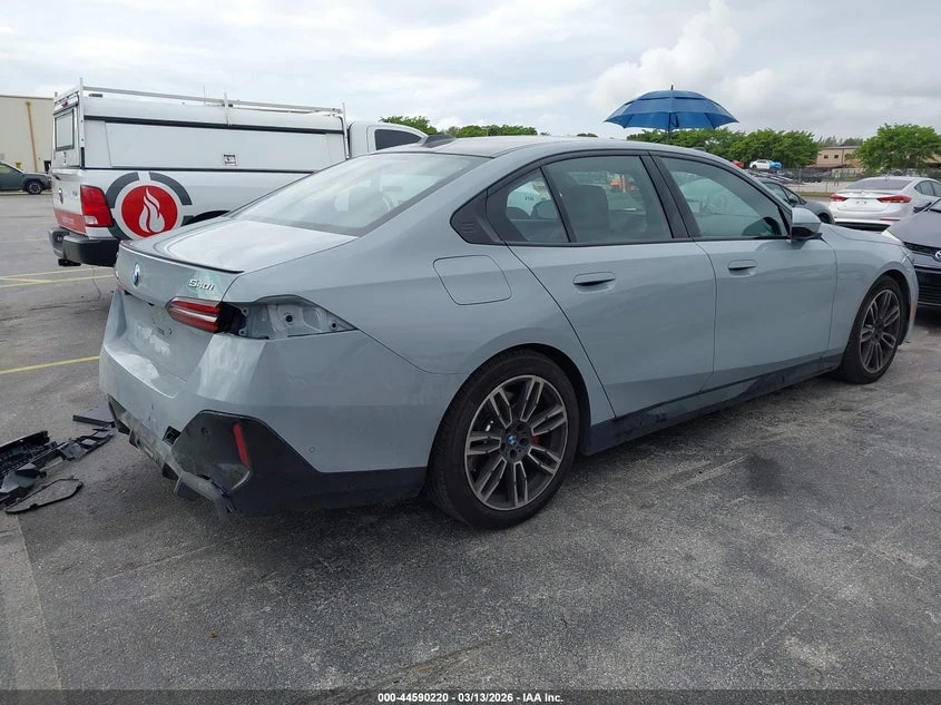 BMW 540 3.0l I xDrive, снимка 4 - Автомобили и джипове - 53909162