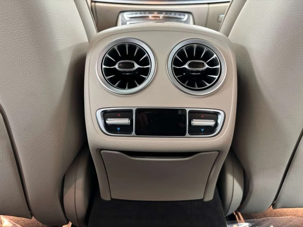 Mercedes-Benz CLS 450 BURMESTER| PANO| 360| HUD| AMBIENT| CARFAX| , снимка 13 - Автомобили и джипове - 53962472