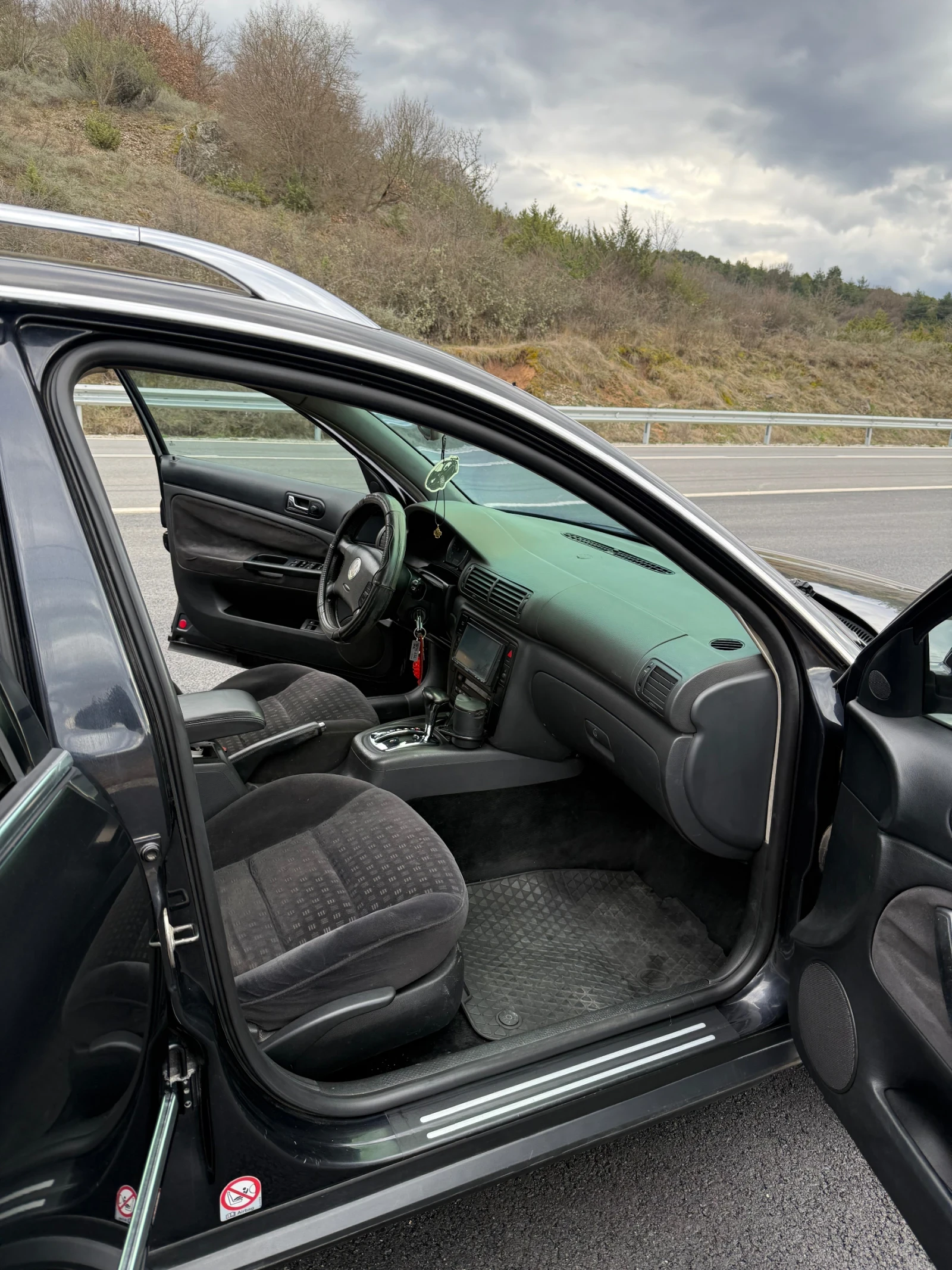 VW Passat VW Passat b5.5, 2.5 TDI, снимка 12 - Автомобили и джипове - 54034610