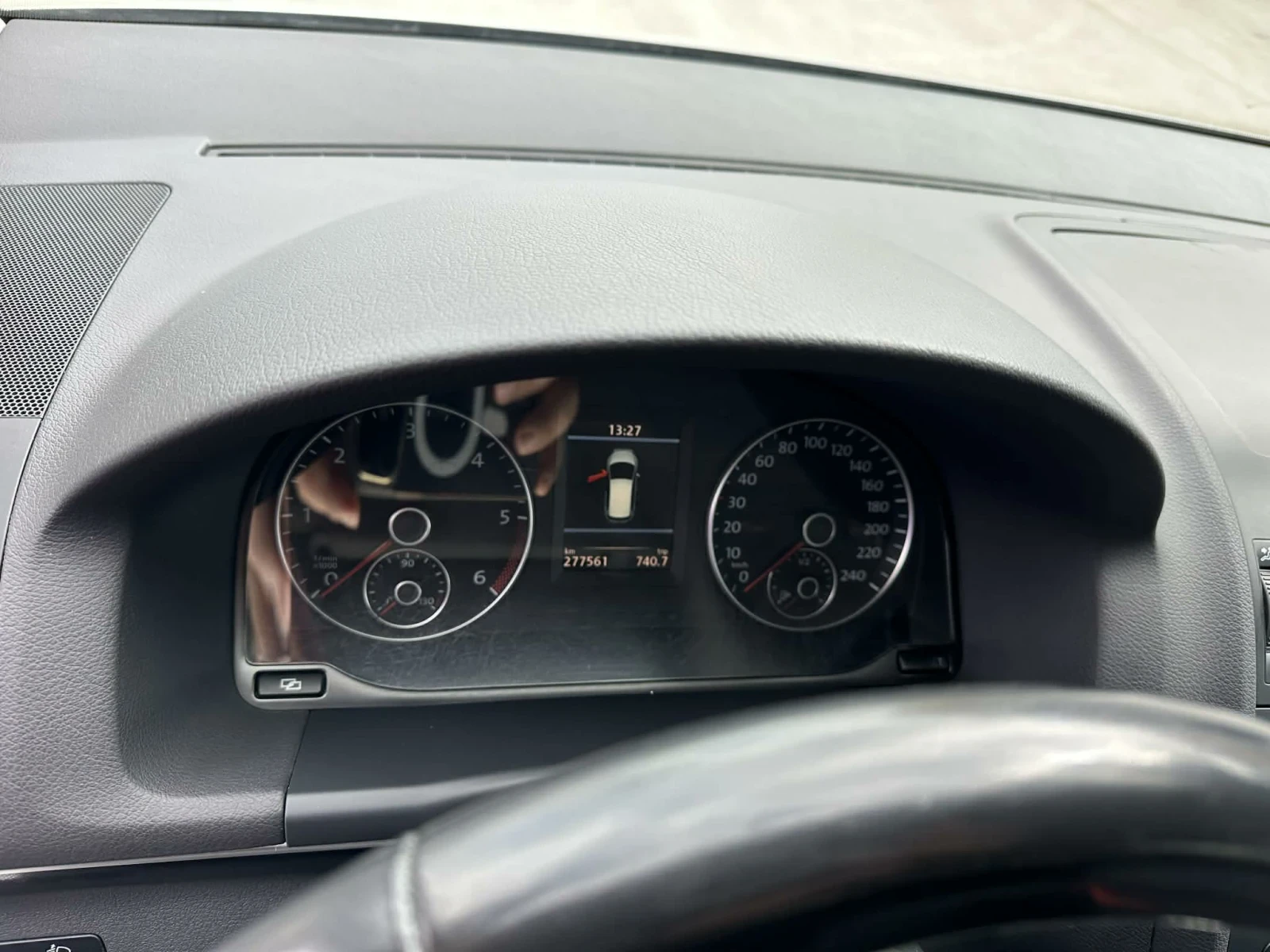 VW Touran, снимка 6 - Автомобили и джипове - 54151519