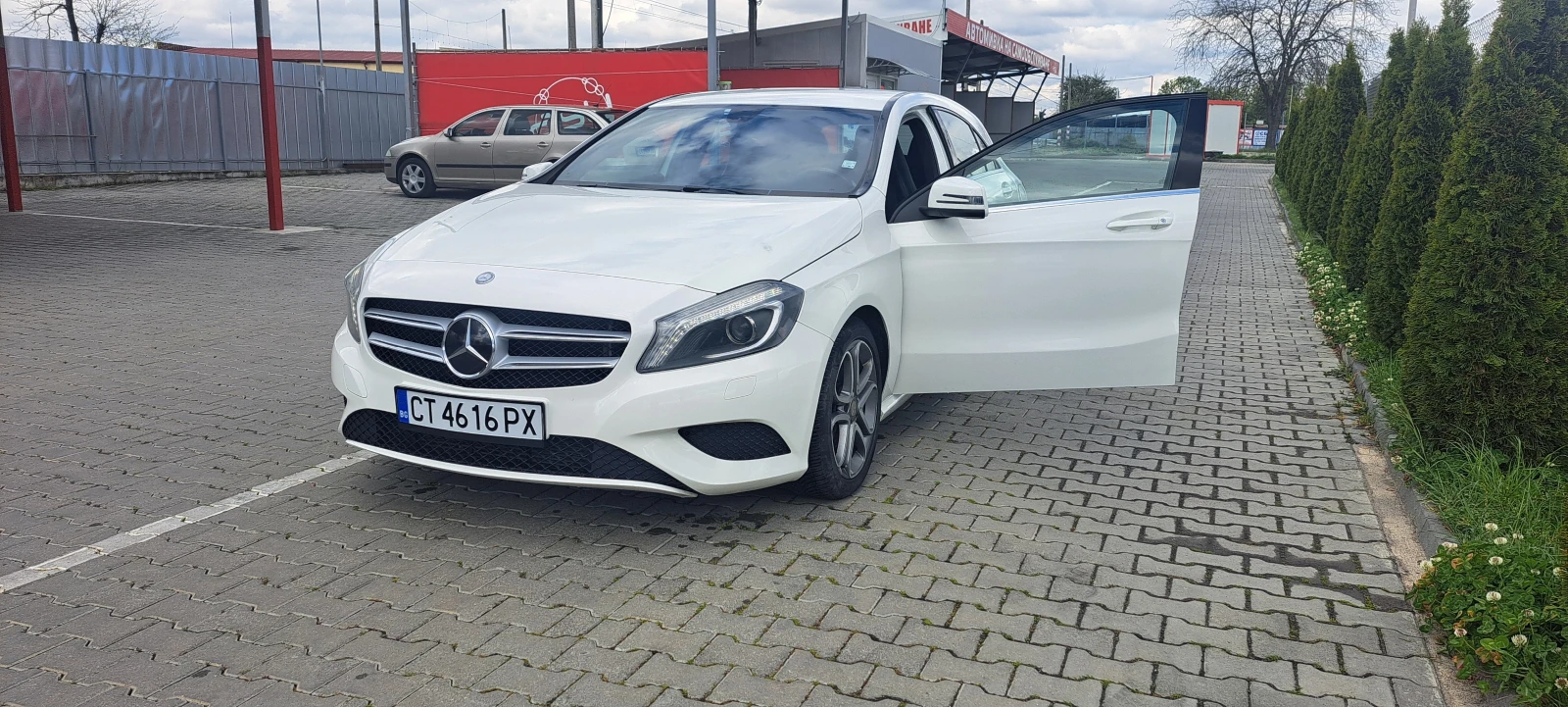 Mercedes-Benz A 200, снимка 7 - Автомобили и джипове - 54380384