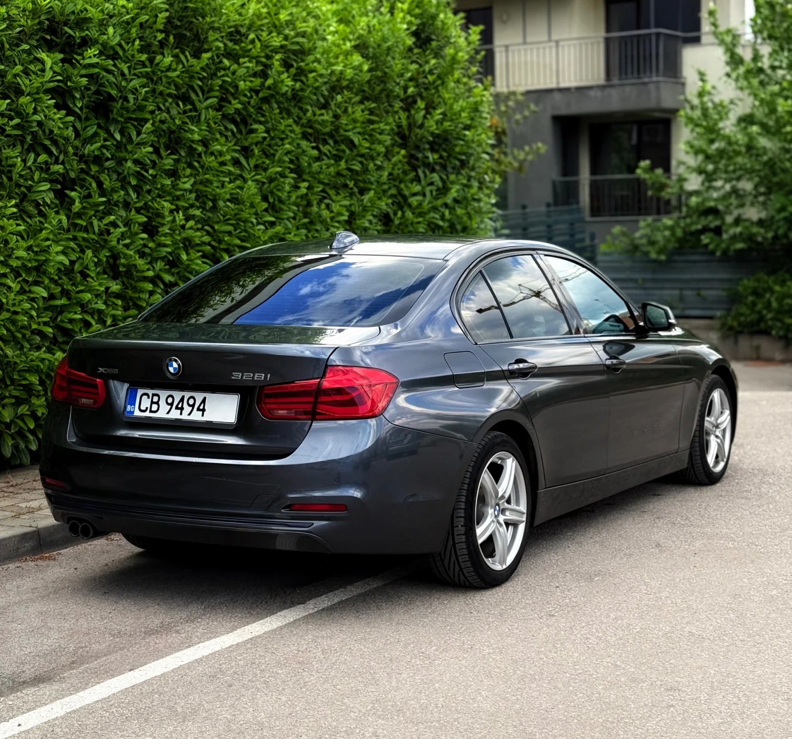 BMW 328 i xDrive, снимка 2 - Автомобили и джипове - 54742371