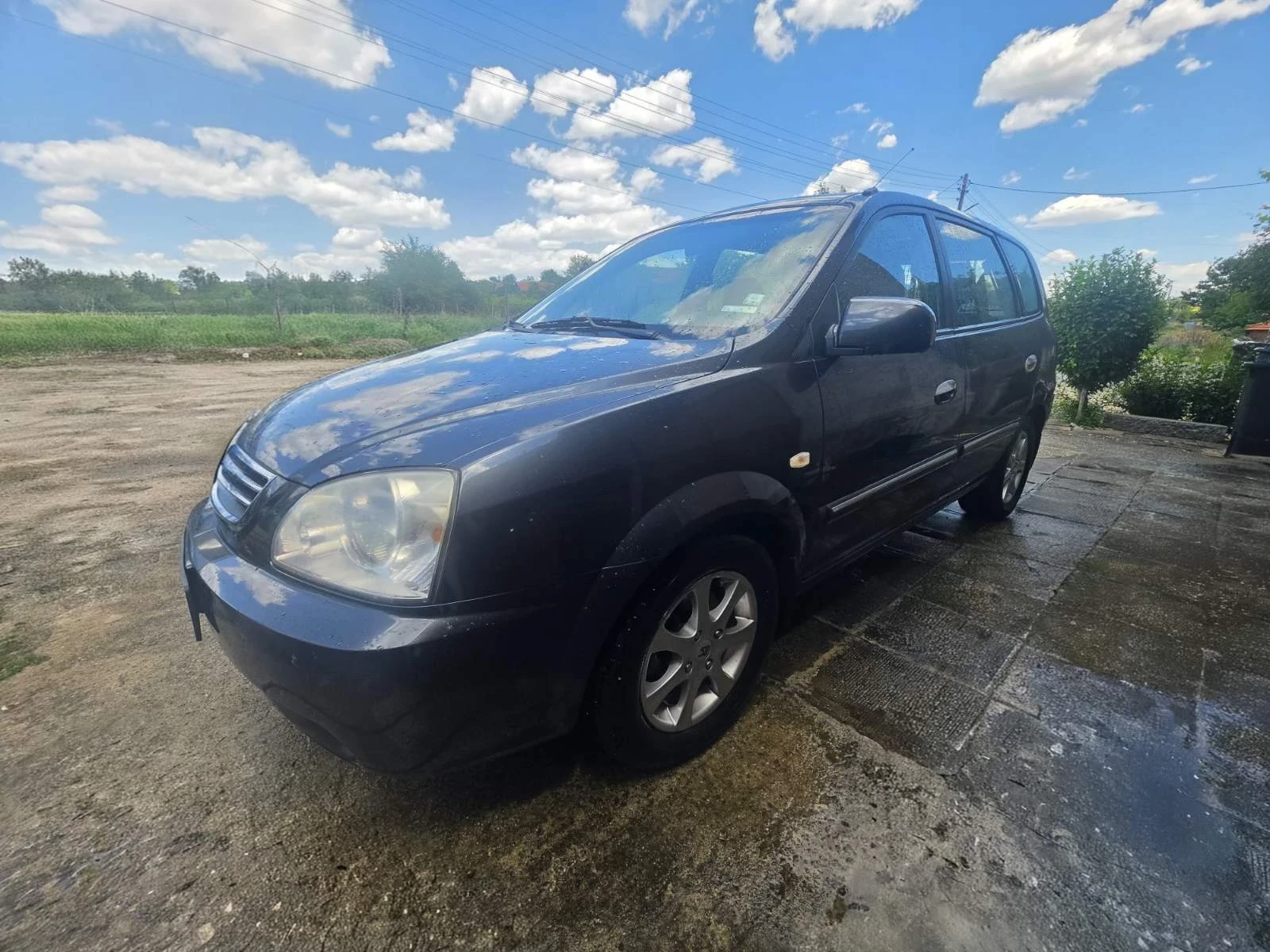 Kia Carens 2.0 CRDi, снимка 2 - Автомобили и джипове - 55425379