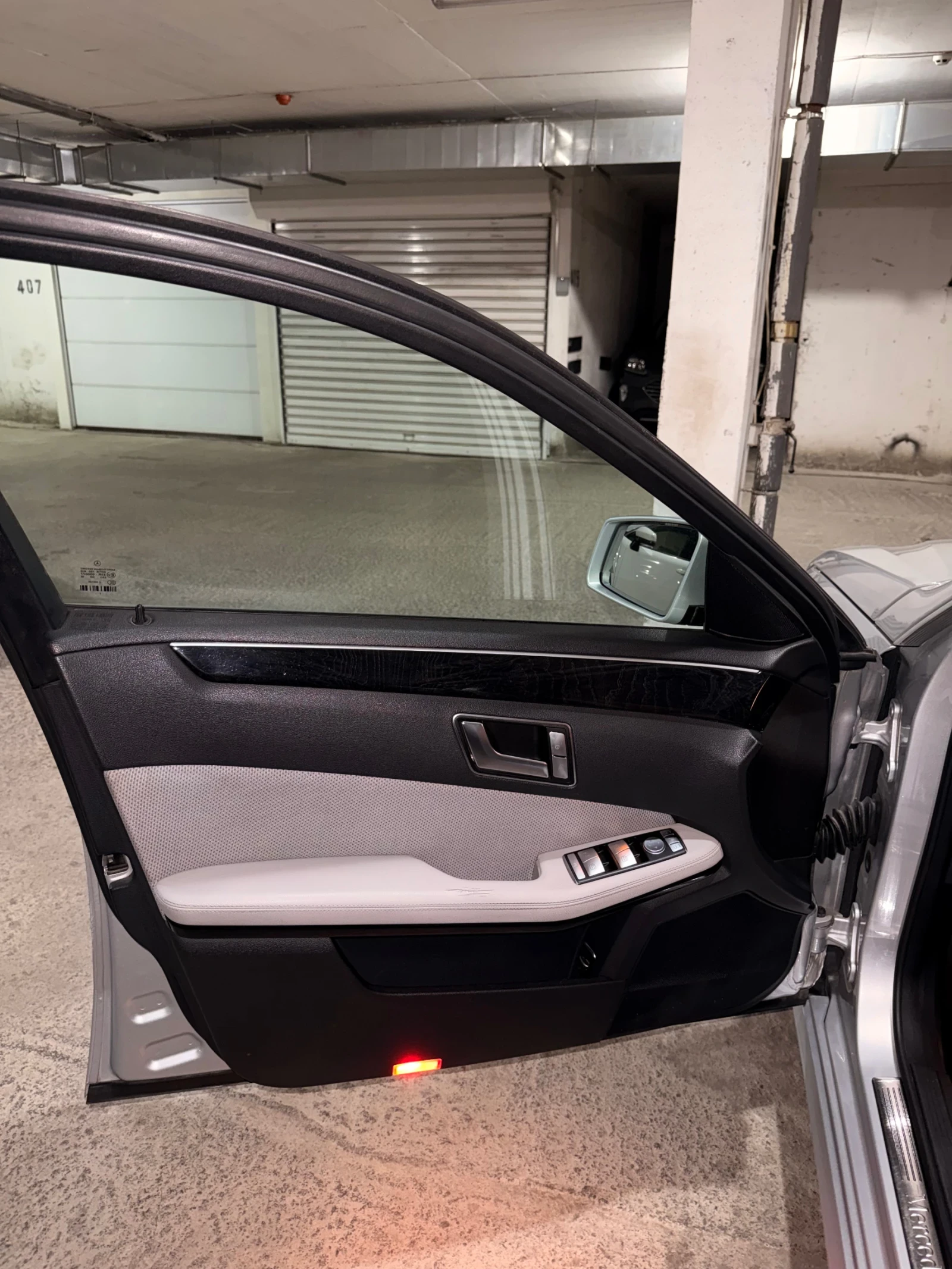 Mercedes-Benz E 350, снимка 12 - Автомобили и джипове - 55742767