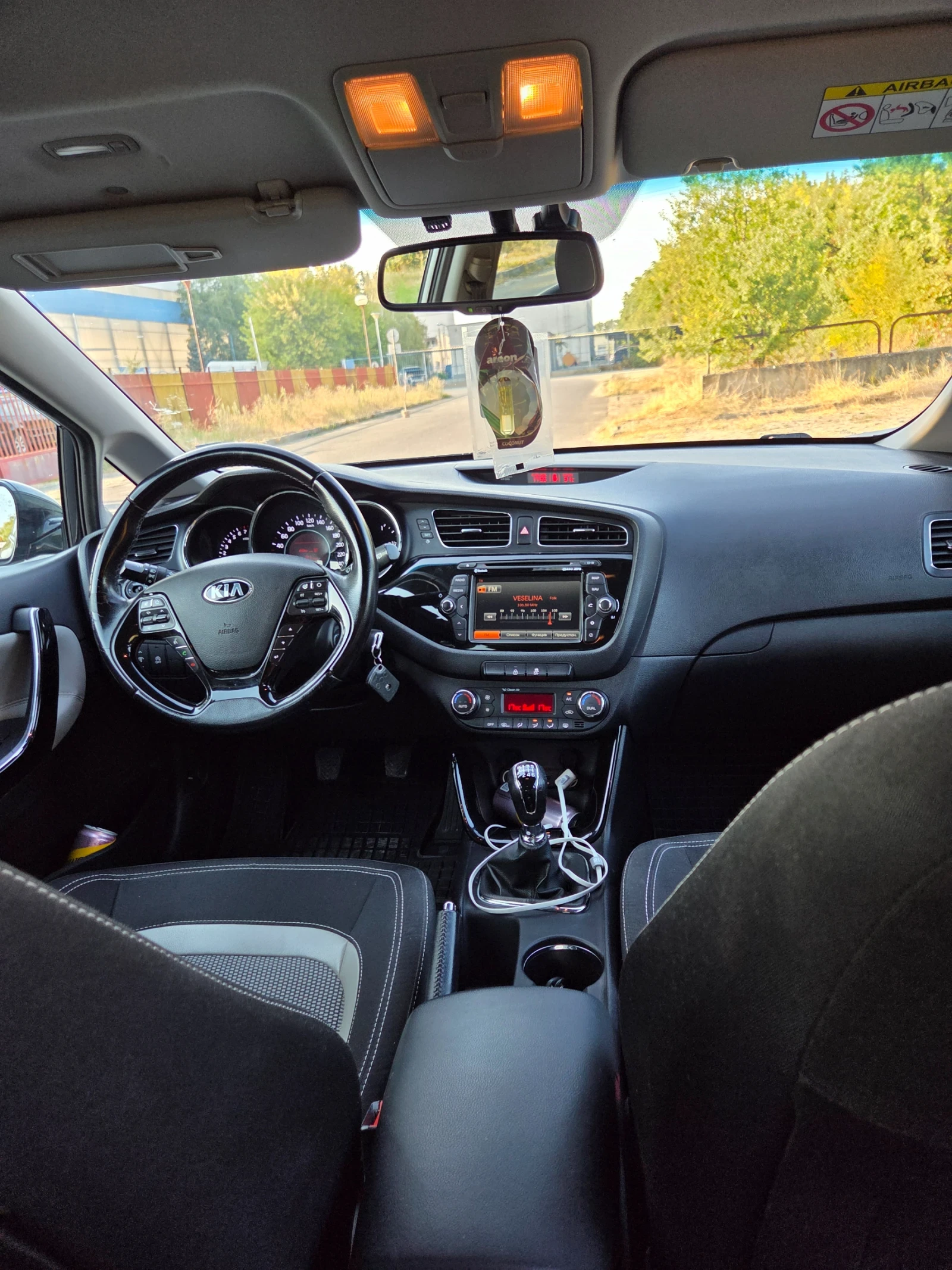 Kia Ceed, снимка 6 - Автомобили и джипове - 56051855