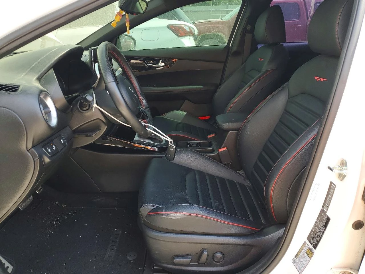 Kia Forte 1.6l Gt, снимка 7 - Автомобили и джипове - 56076437