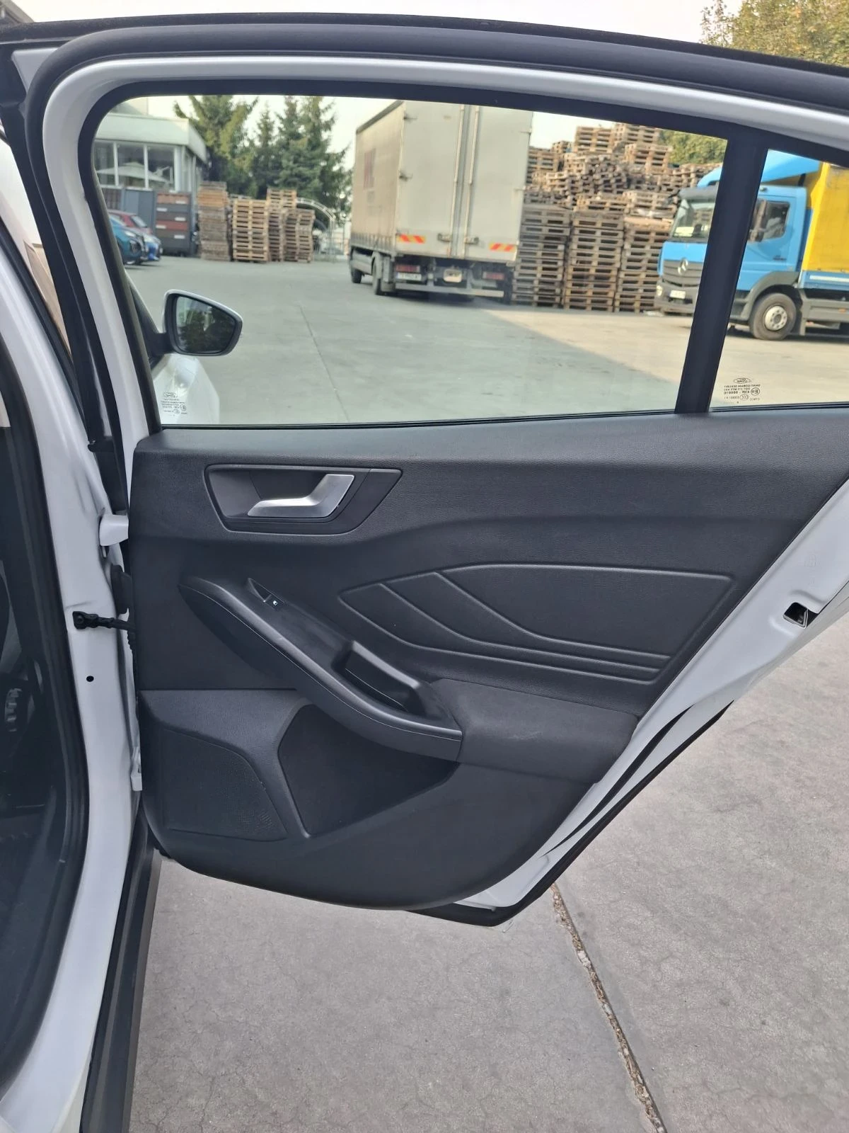 Ford Focus | Mobile.bg � ����������� 10