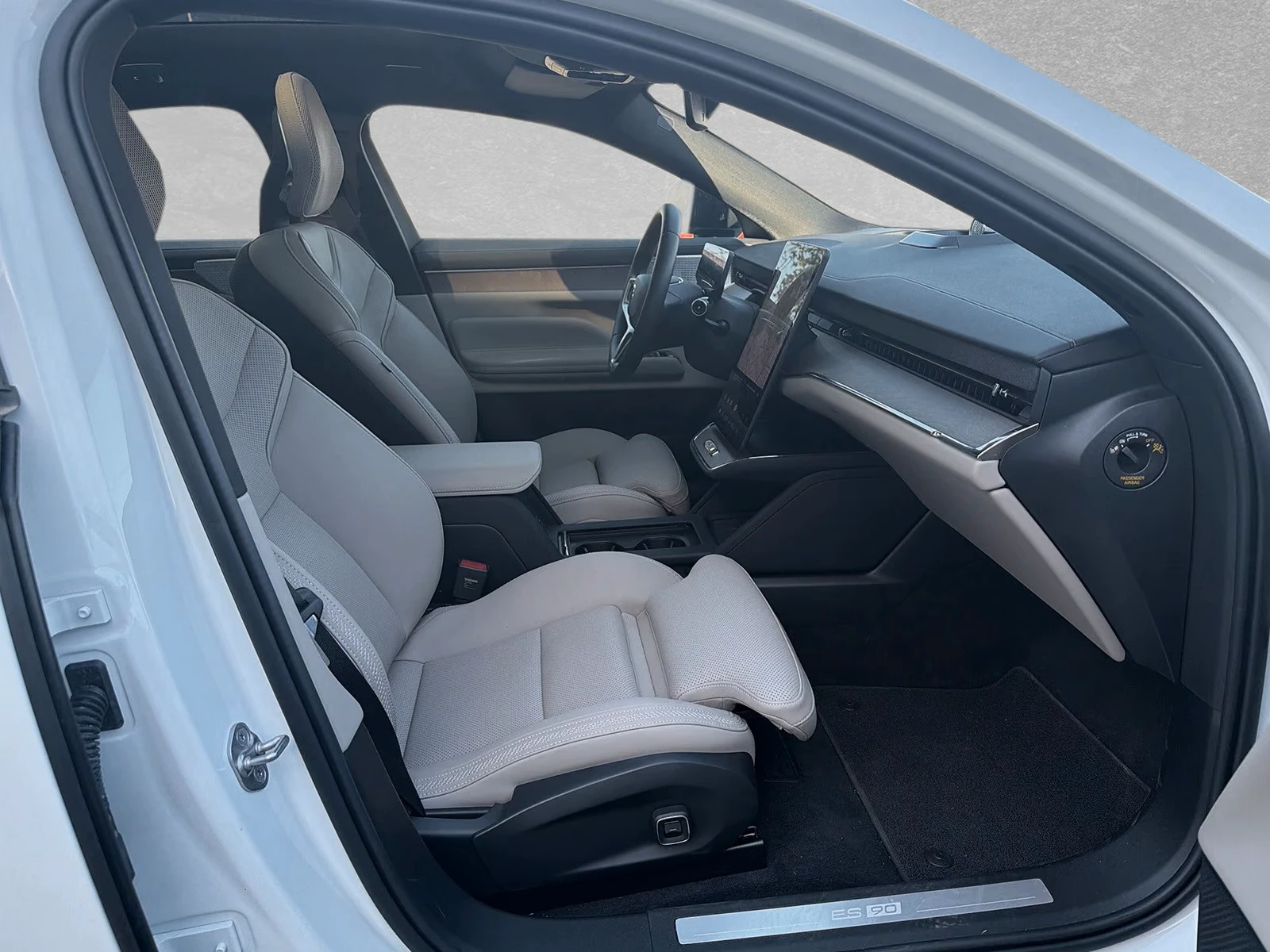 Volvo ES90 SINGLE-MOTOR* ULTRA* B&W* PANO* HEAD-UP* 360CAM* M | Mobile.bg � ����������� 5