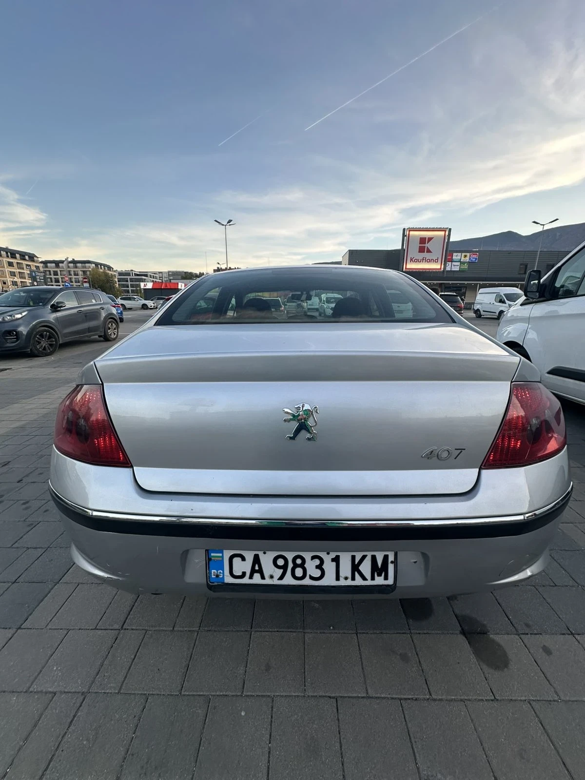 Peugeot 407, снимка 11 - Автомобили и джипове - 56584755