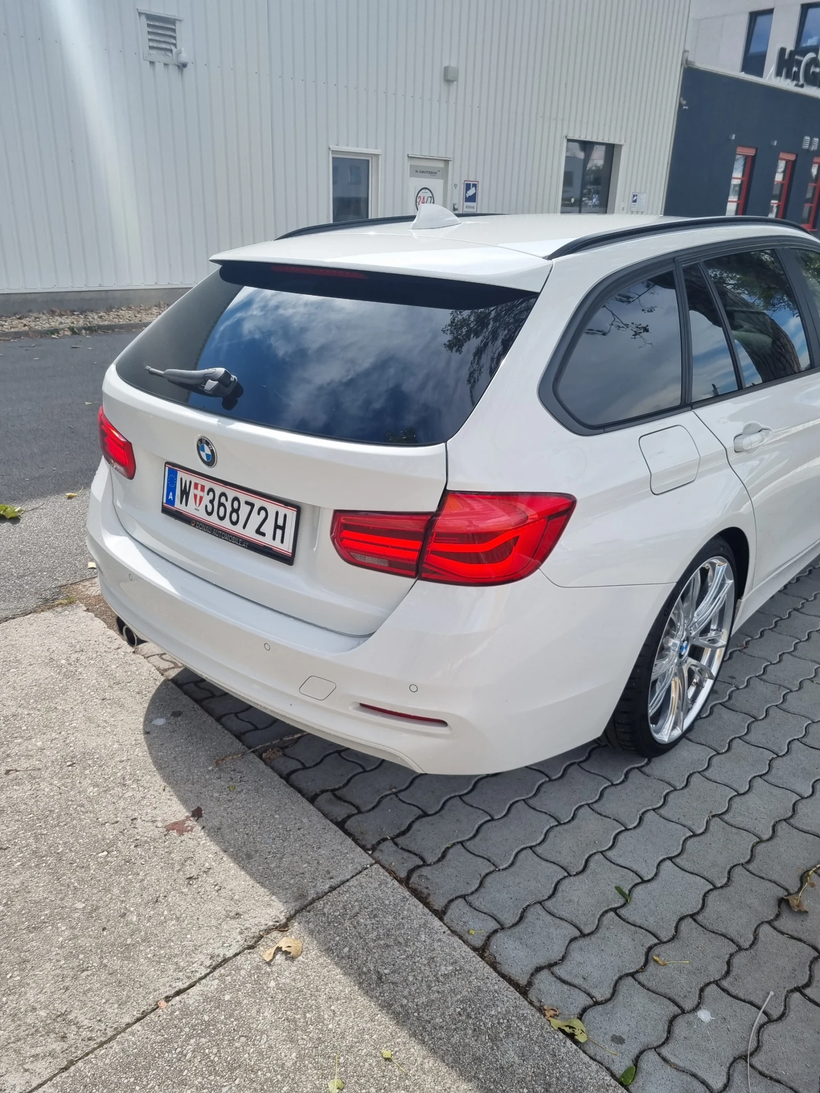 BMW 320, снимка 8 - Автомобили и джипове - 56627307