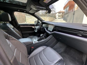 VW Touareg R-Line Matrix, снимка 12