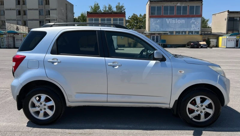 Daihatsu Terios ГАЗ / БЕНЗИН, снимка 2 - Автомобили и джипове - 47510958