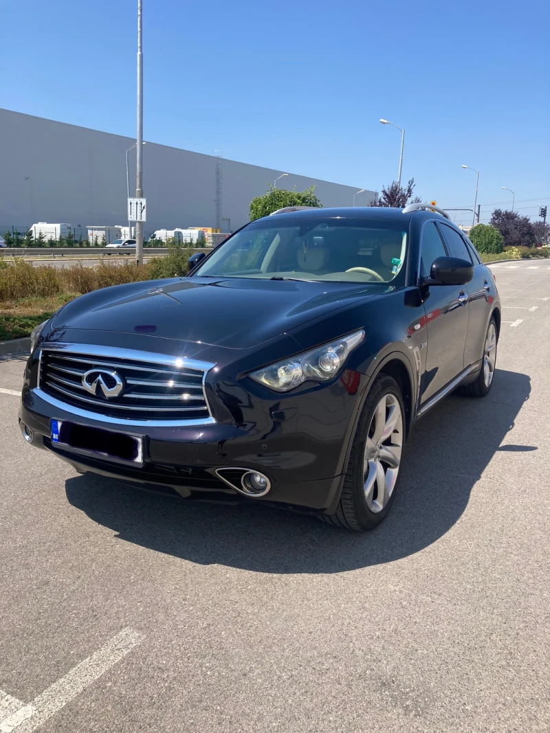 Infiniti QX70, снимка 2 - Автомобили и джипове - 47972930