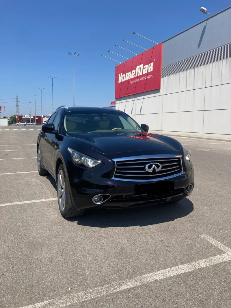 Infiniti QX70, снимка 4 - Автомобили и джипове - 47972930