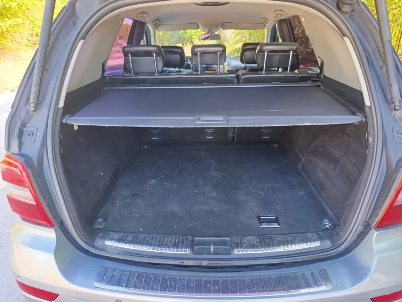 Mercedes-Benz ML 300, снимка 12 - Автомобили и джипове - 52346490
