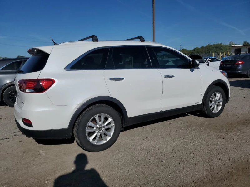 Kia Sorento 2.4l L, снимка 3 - Автомобили и джипове - 53395647
