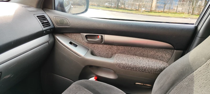 Toyota Land cruiser J 120 Prada. 3.0 d4d 163 к.с.  7 места , снимка 11 - Автомобили и джипове - 53404014