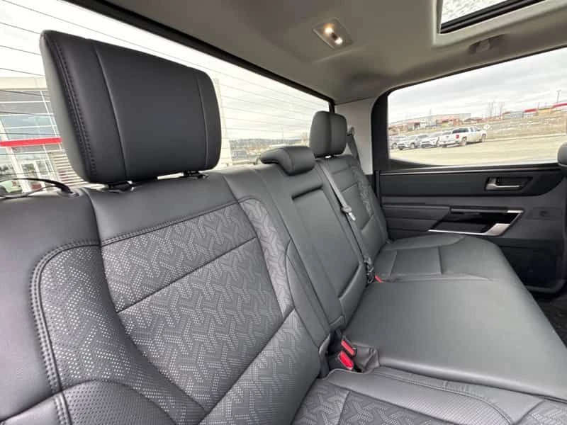 Toyota Tundra * Limited Hybrid TRD PRO * ОБДУХВАНЕ * 360 КАМЕРА*, снимка 16 - Автомобили и джипове - 54222359