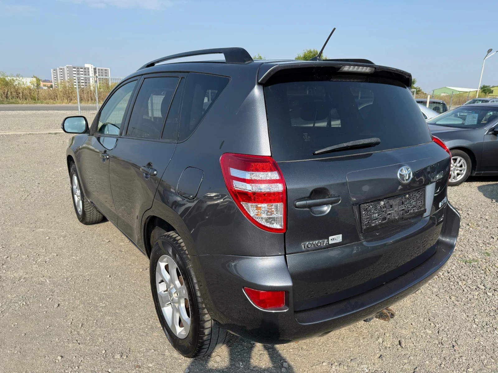 Toyota Rav4 2.2D CH 4x4 150ks - изображение 7