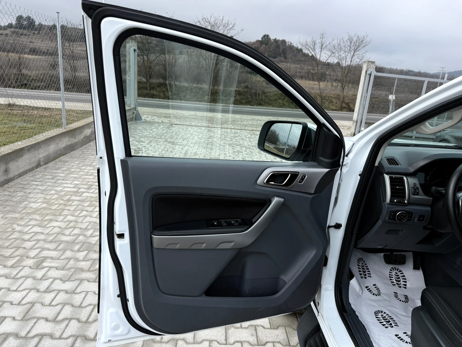 Ford Ranger 2.2TDCI NAVI  - изображение 9