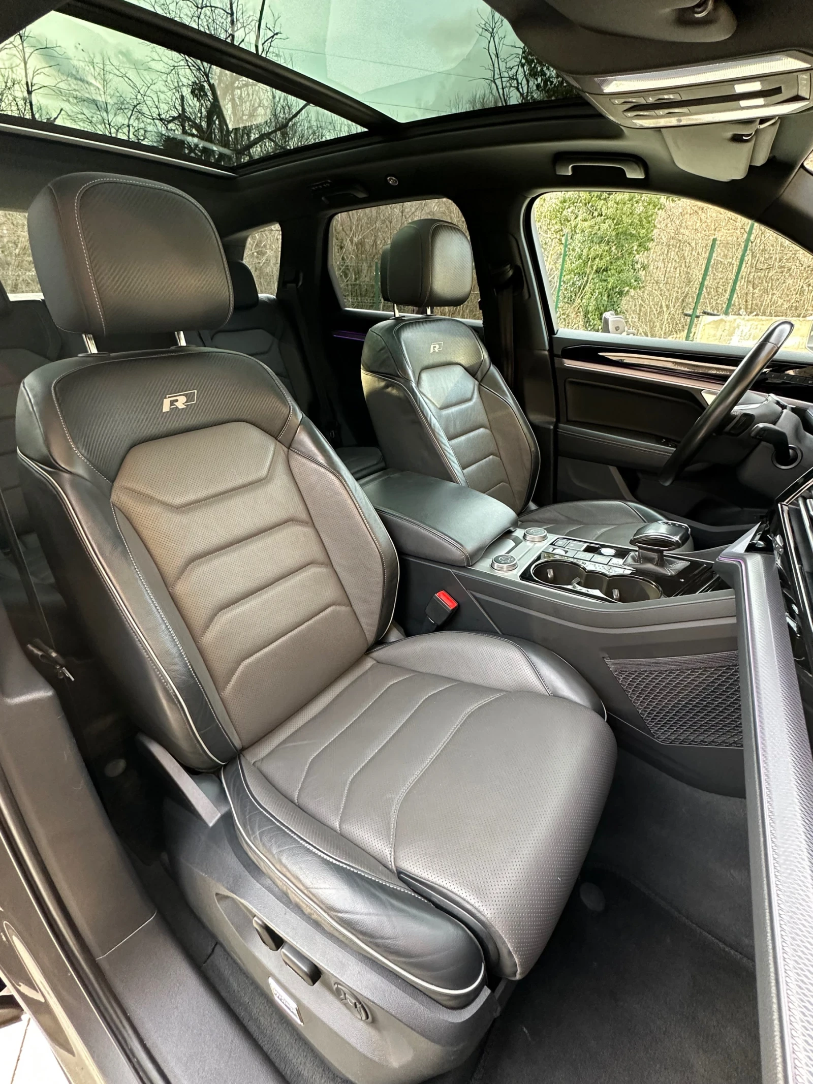 VW Touareg R-Line Matrix, снимка 10 - Автомобили и джипове - 54120637