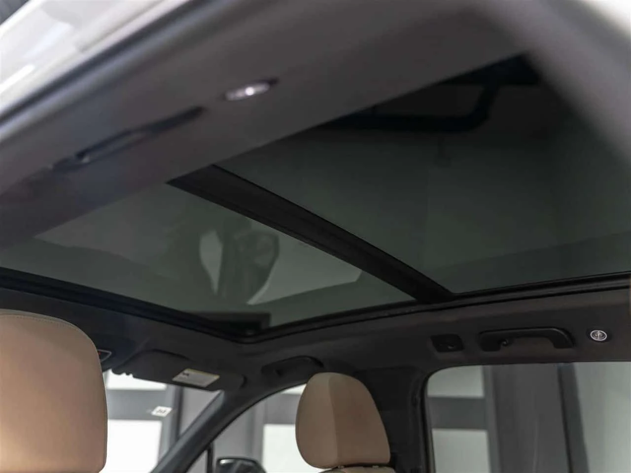 Audi Q7 * quattro Premium * CARFAX * ЦЕНА ДО БГ, снимка 12 - Автомобили и джипове - 54259692