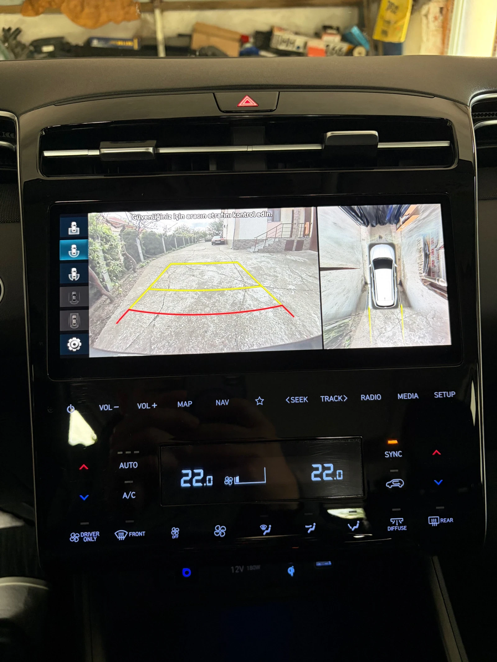 Hyundai Tucson 4x4 (най върховата версия), снимка 12 - Автомобили и джипове - 54565605