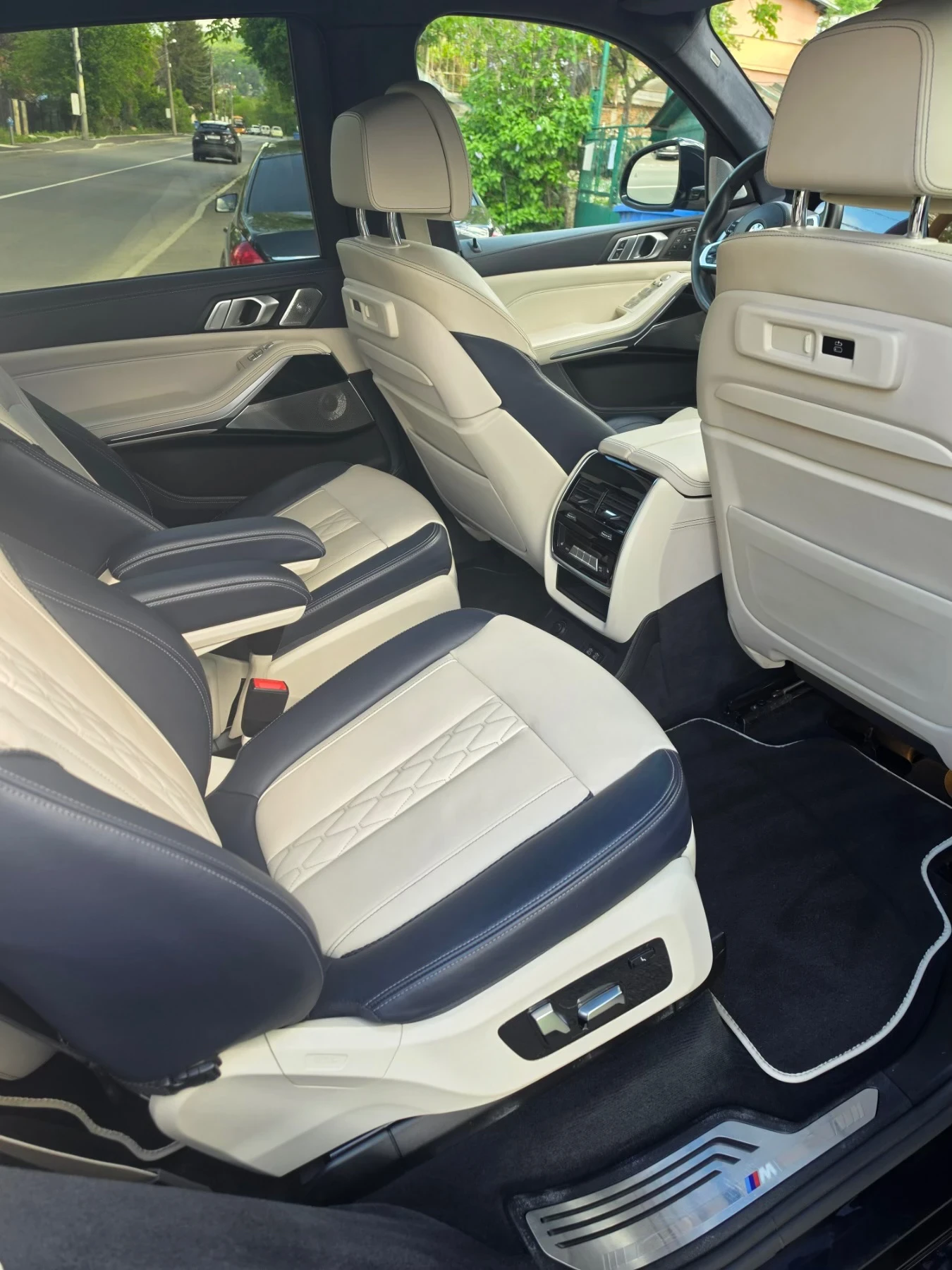 BMW X7, снимка 14 - Автомобили и джипове - 54719285