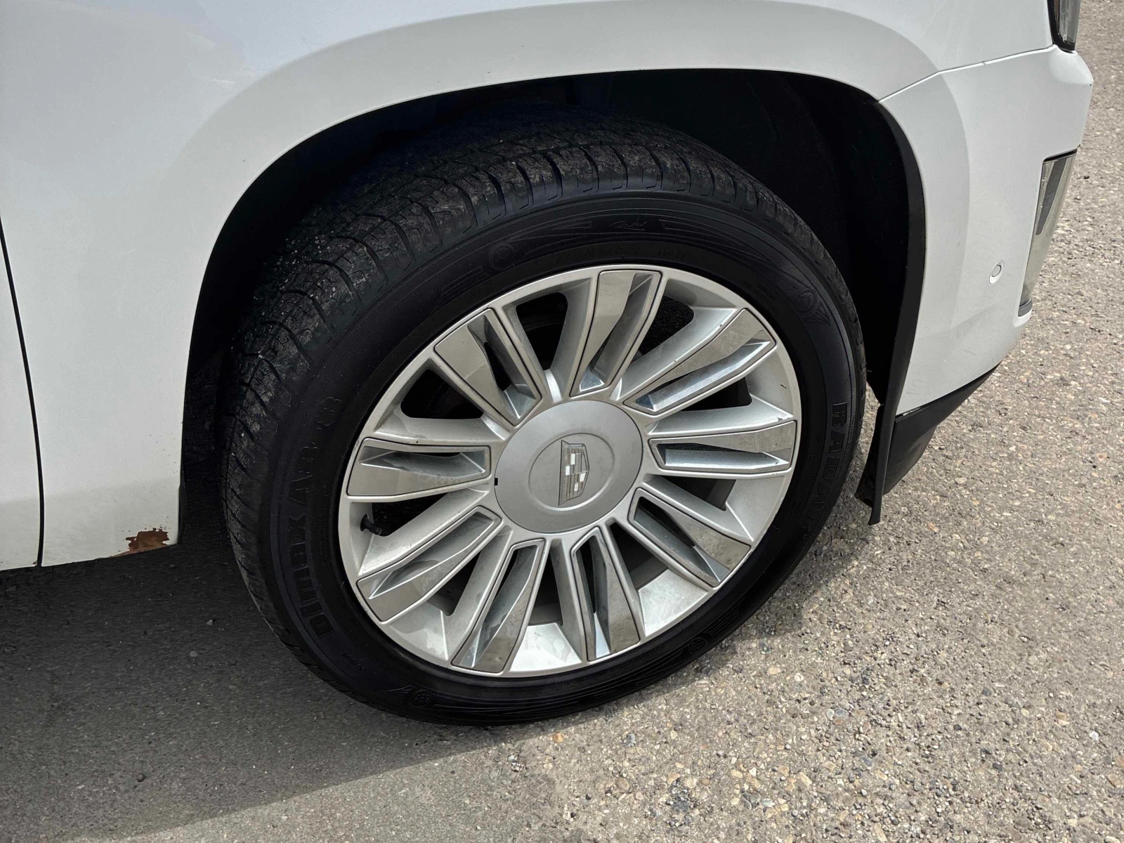 Cadillac Escalade Platinum* CARFAX* АВТО КРЕДИТ* , снимка 5 - Автомобили и джипове - 54974489