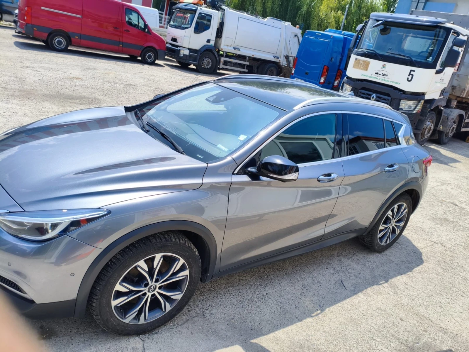 Infiniti QX30 2.2d, снимка 5 - Автомобили и джипове - 55144309