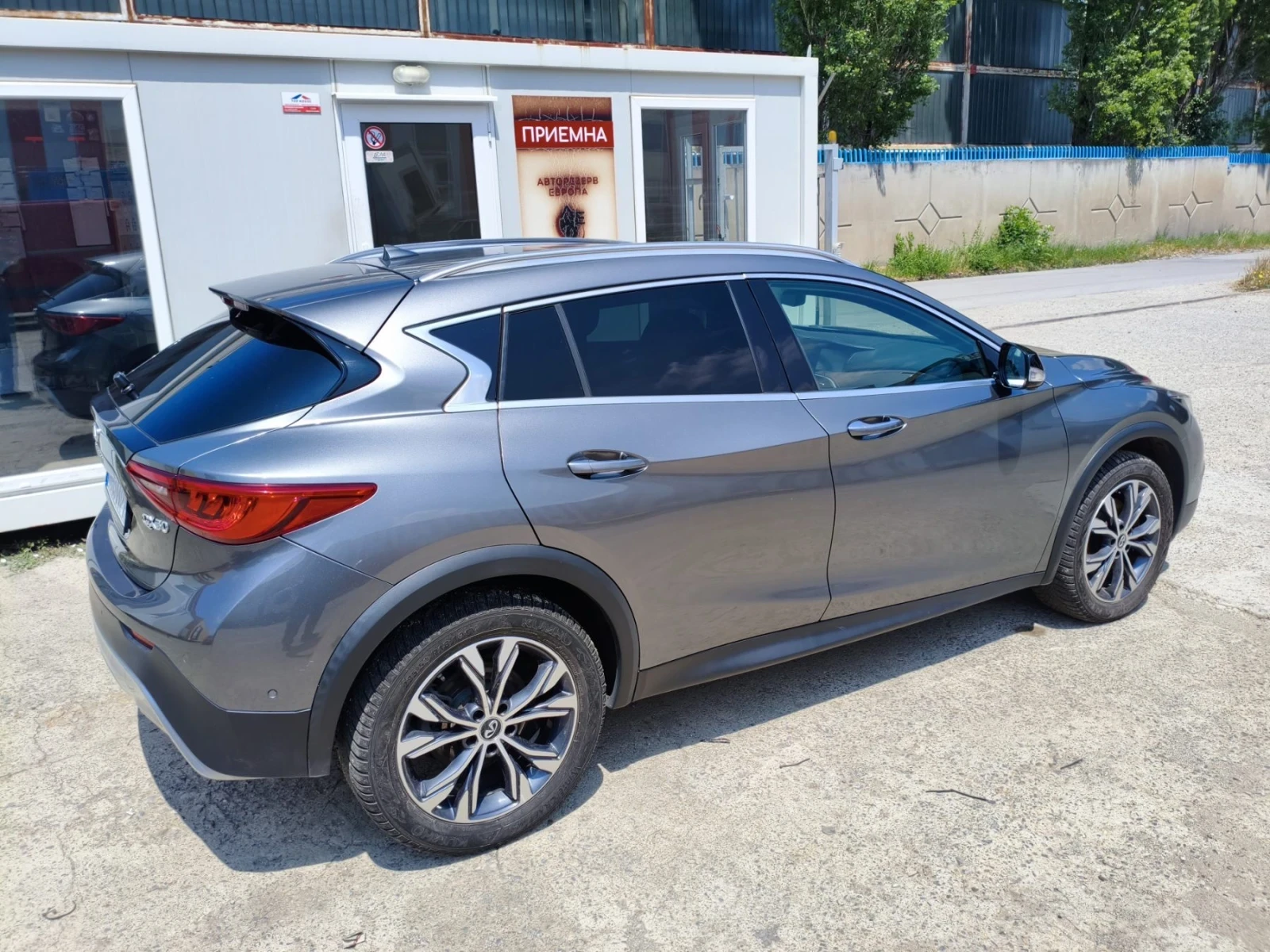 Infiniti QX30 2.2d, снимка 3 - Автомобили и джипове - 55144309