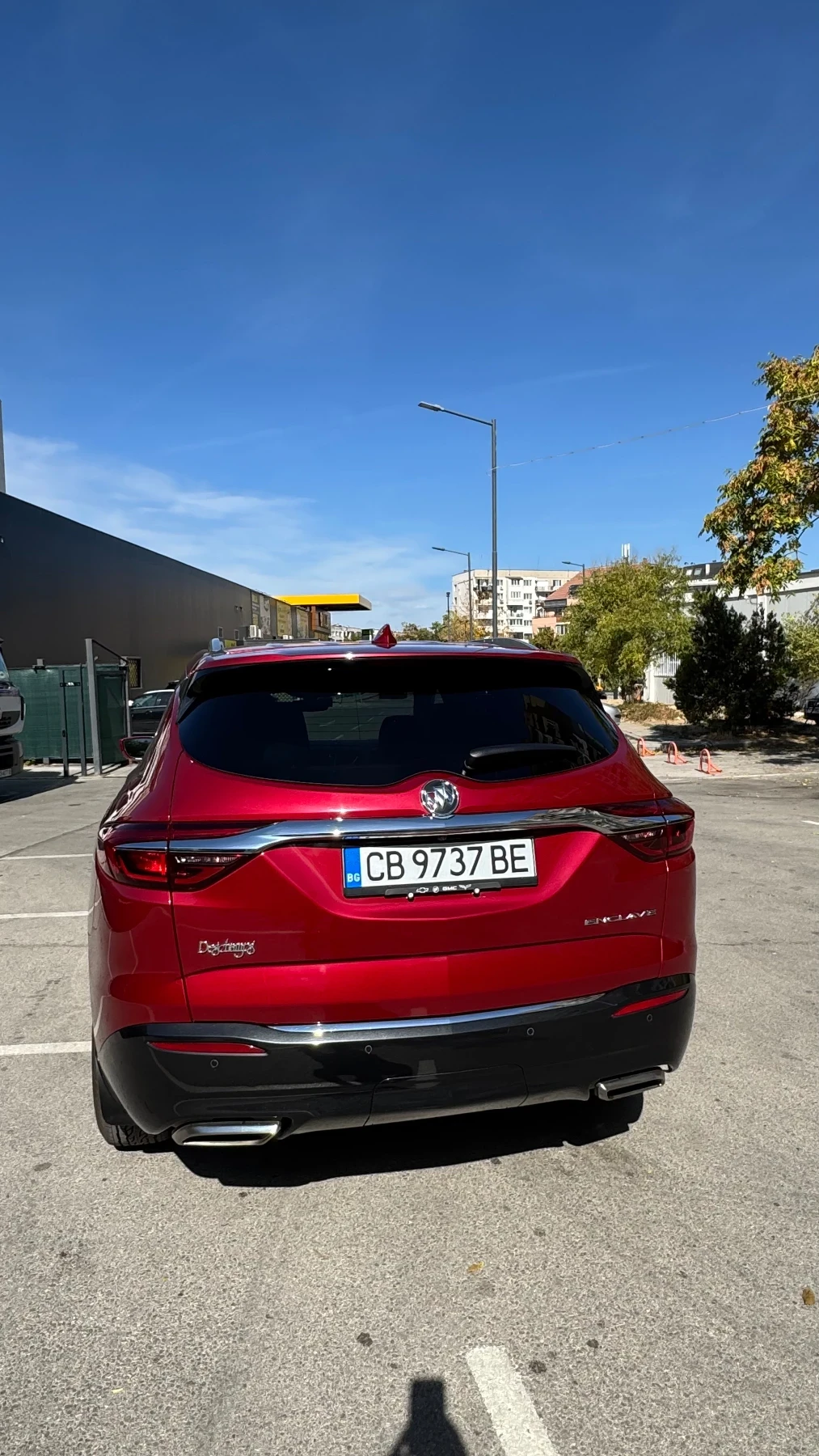 Buick Enclave, снимка 4 - Автомобили и джипове - 56440121
