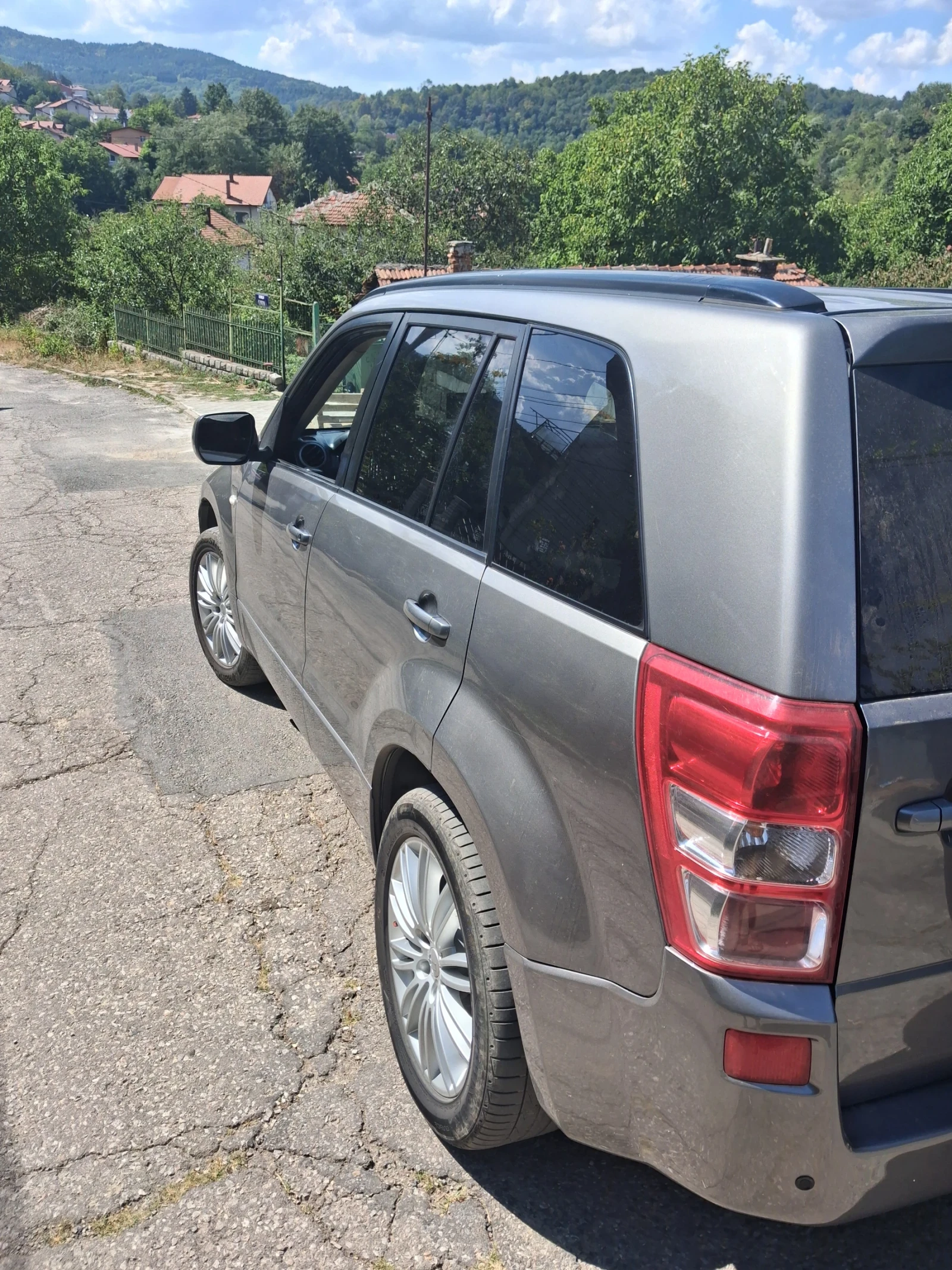 Suzuki Grand vitara, снимка 3 - Автомобили и джипове - 56578630