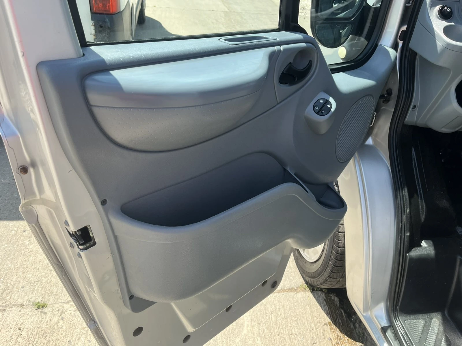 Ford Transit KLIMA, 6-СКОРОСТИ, 125К.С. - изображение 9