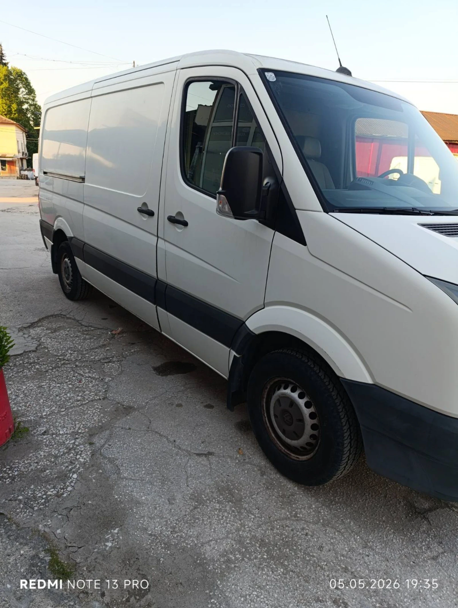 VW Crafter 2.5TDI, снимка 4 - Бусове и автобуси - 54447840