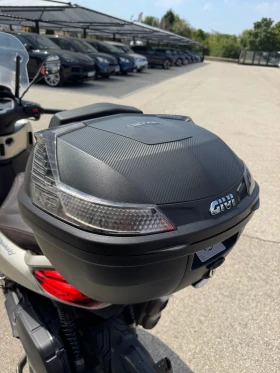 Piaggio Beverly 400hpe* ABS* TCS* KEYLESS* LED* GIVI, снимка 11