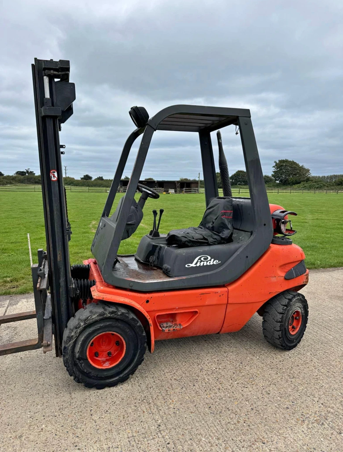  Linde | Mobile.bg   1