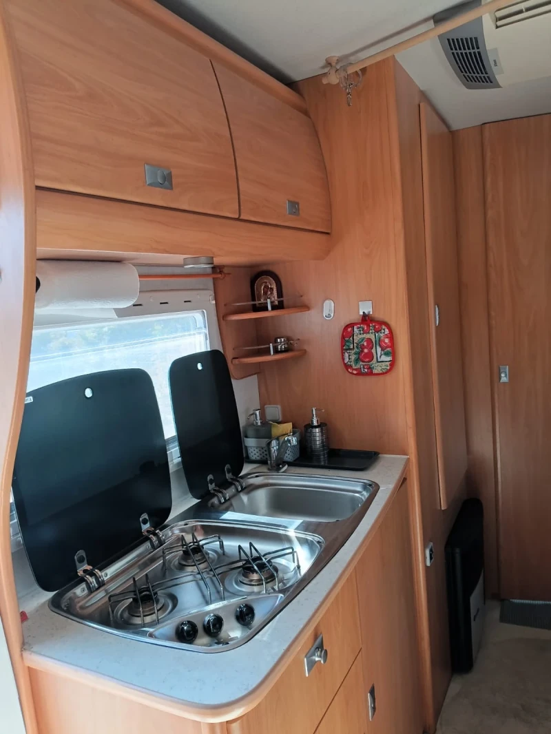 Кемпер Ford, снимка 9 - Каравани и кемпери - 51818127