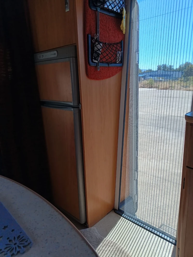 Кемпер Ford, снимка 12 - Каравани и кемпери - 51818127