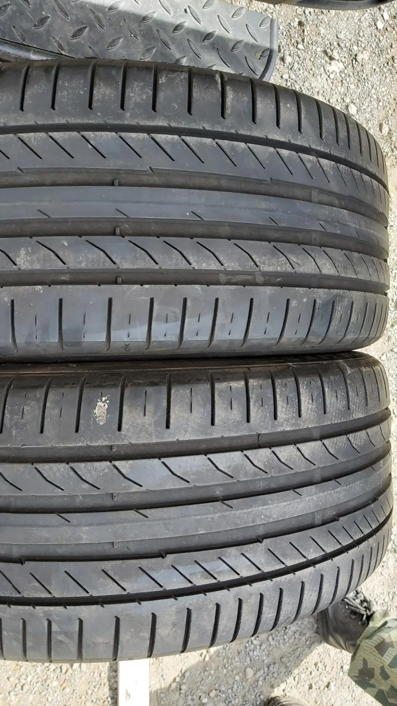 Гуми Летни 245/40R20, снимка 1 - Гуми и джанти - 29274730