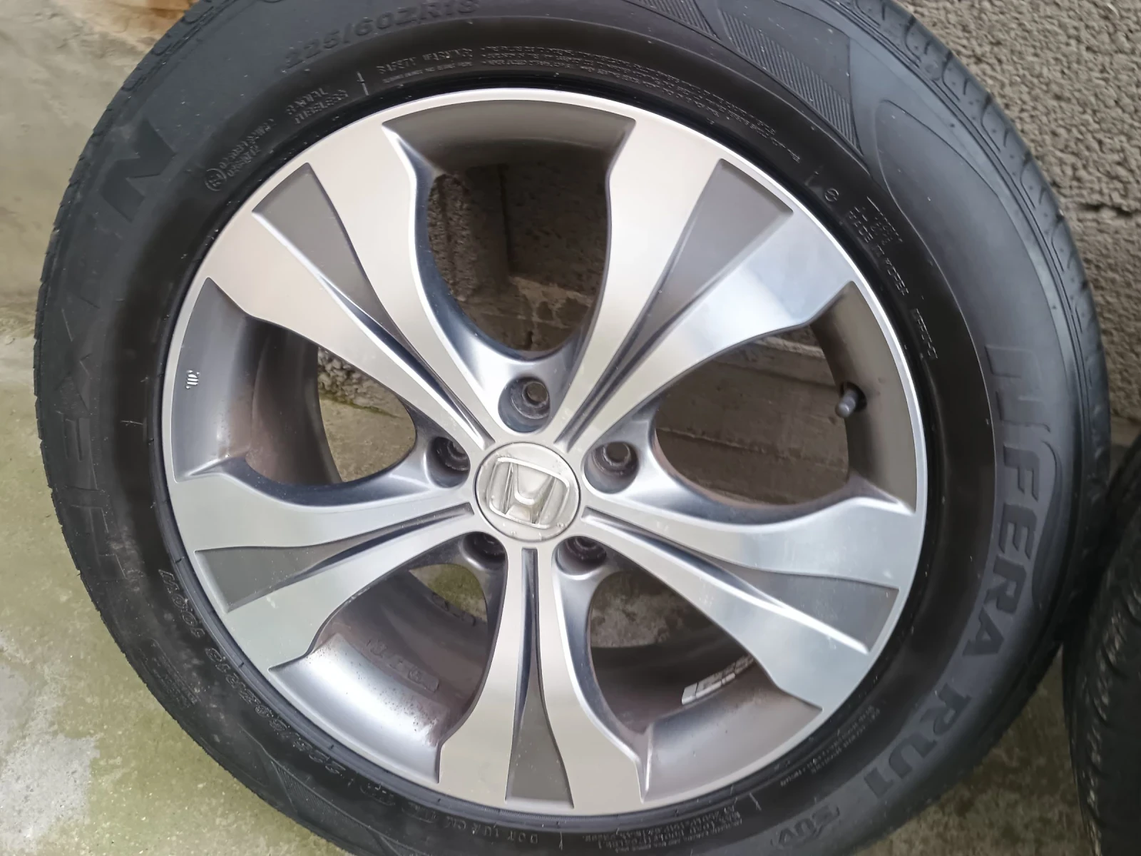 ���� � ������ 225/60R18 �� Honda Cr-v | Mobile.bg � ����������� 5